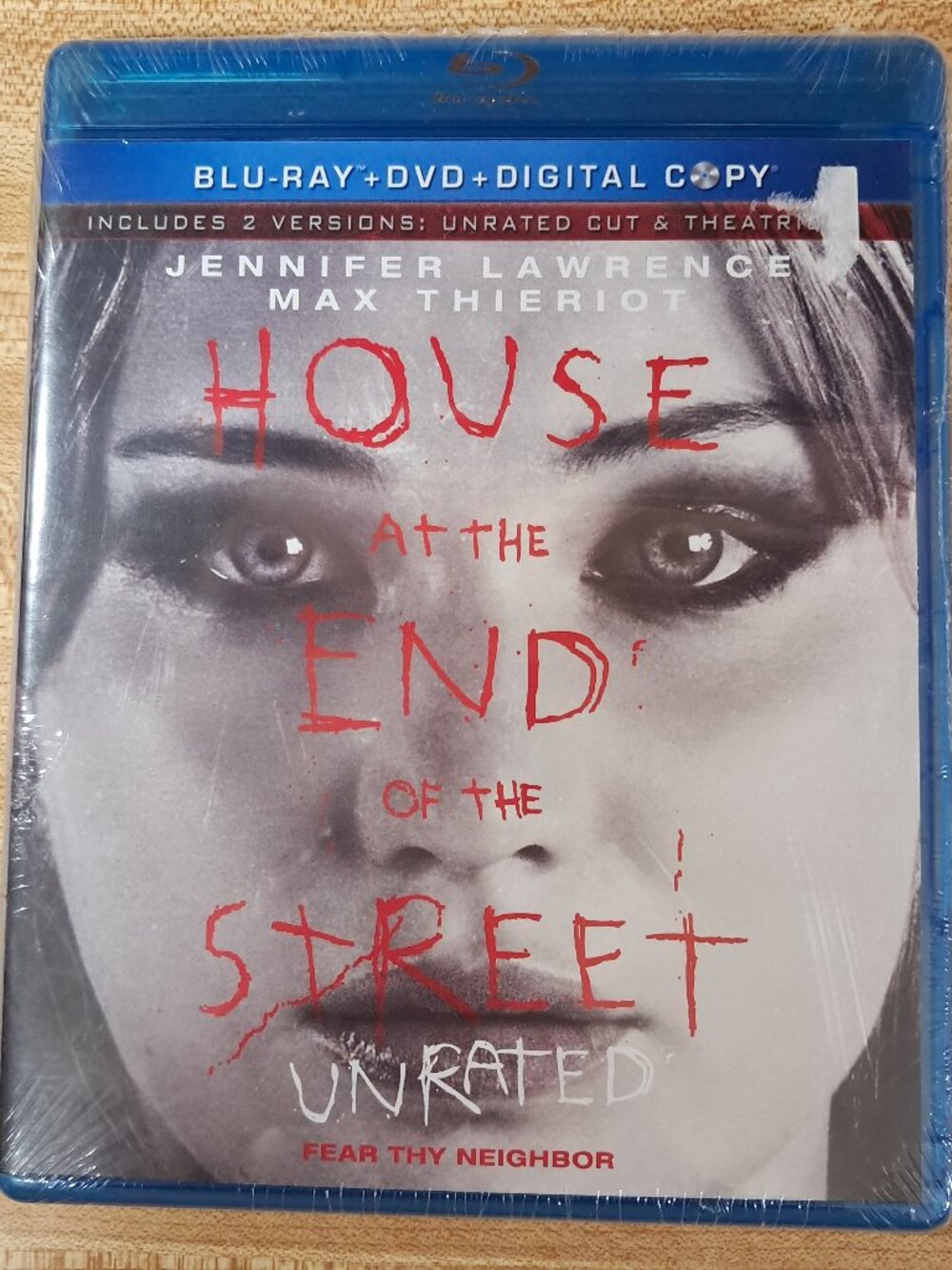 House at the End of the Street Blu Ray Unrated Factory Sealed Jennifer Lawrence